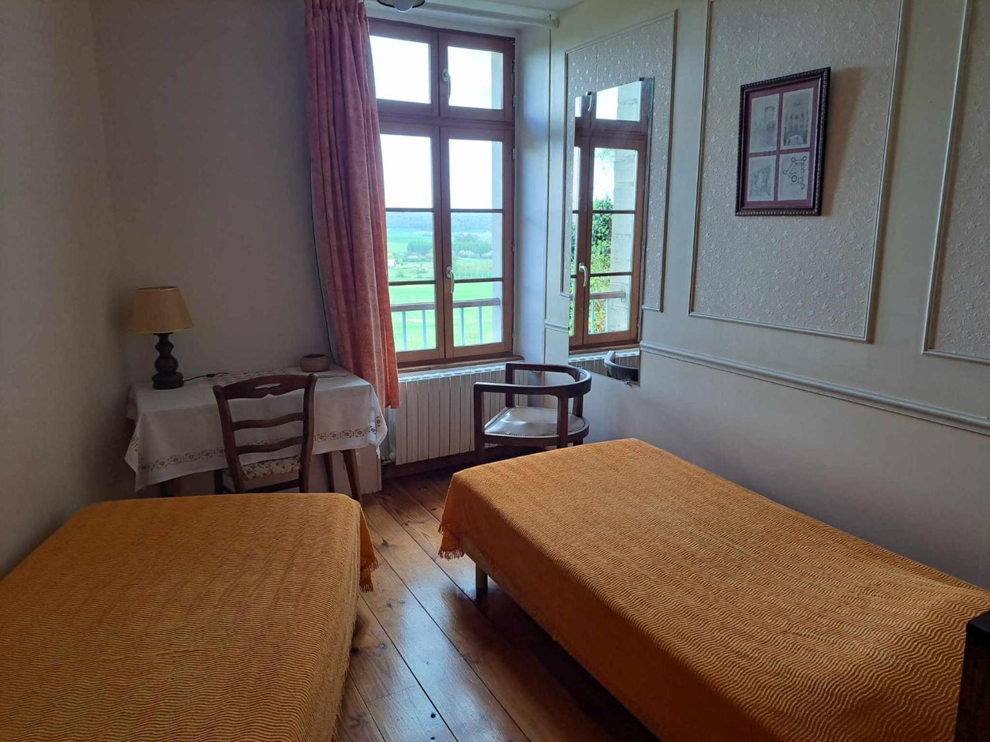Location A Coucy Le Chateau Zewnętrze zdjęcie